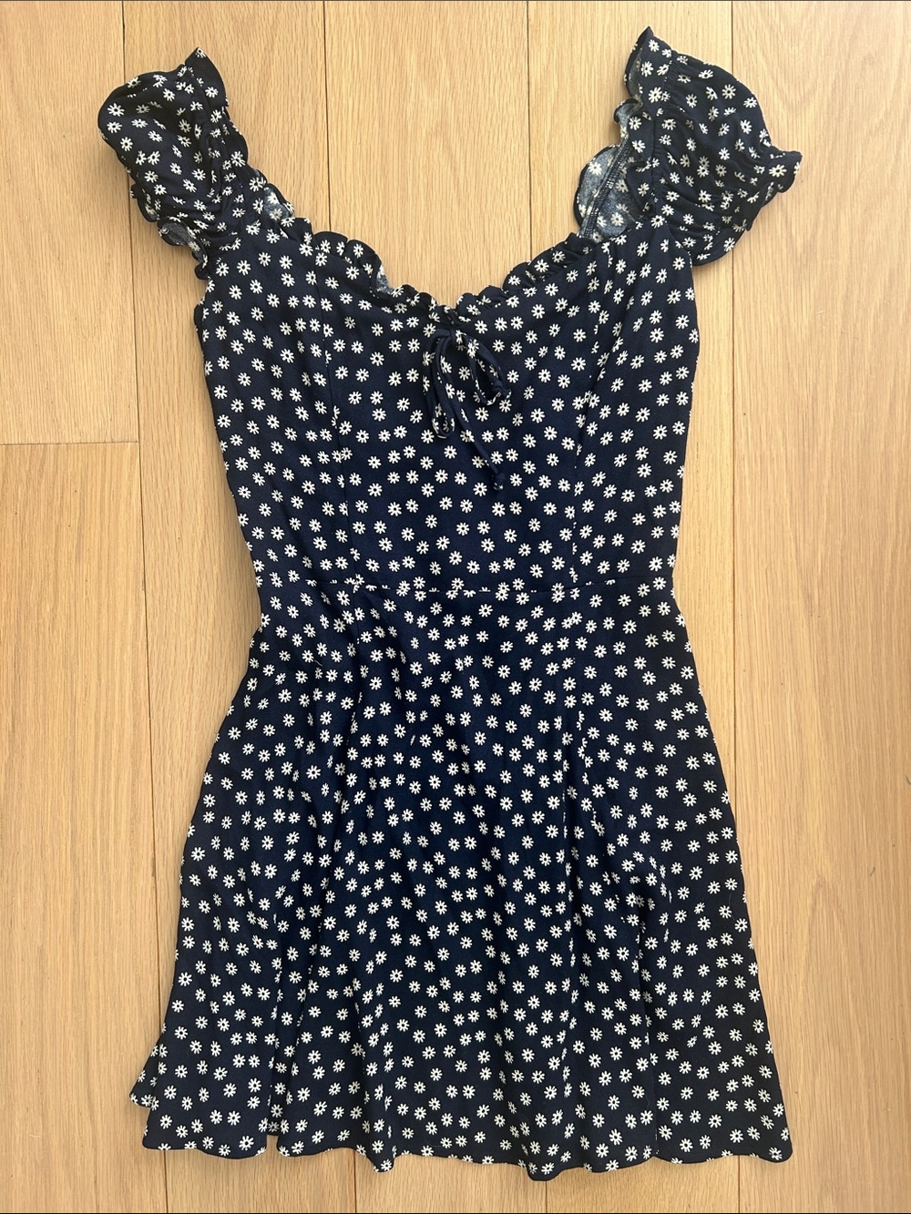 Reformation navy floral sundress in size 0